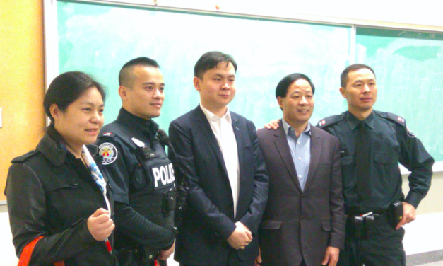 Safety seminar for Chinese visa student 多伦多警局及加拿大中国总使馆留学生安全讲座